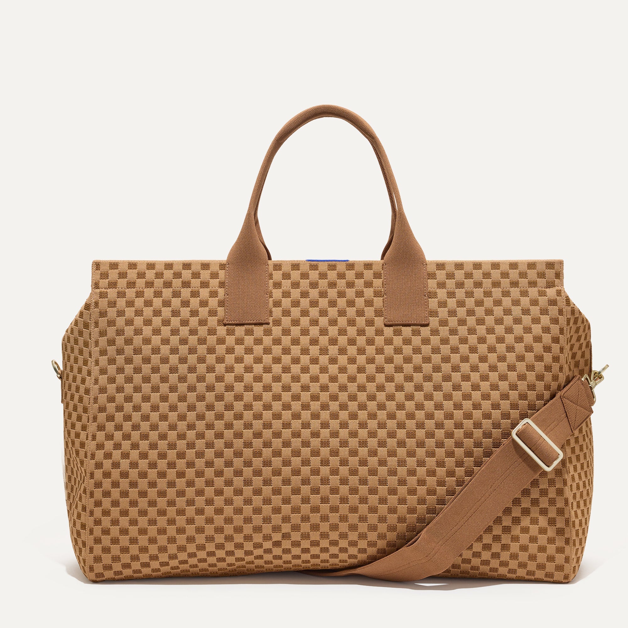 029_Weekender_Hazelnut_Front_3851_shop_ac1523ce-c34f-4fd0-ba36-720b7ce0e3d0.jpg