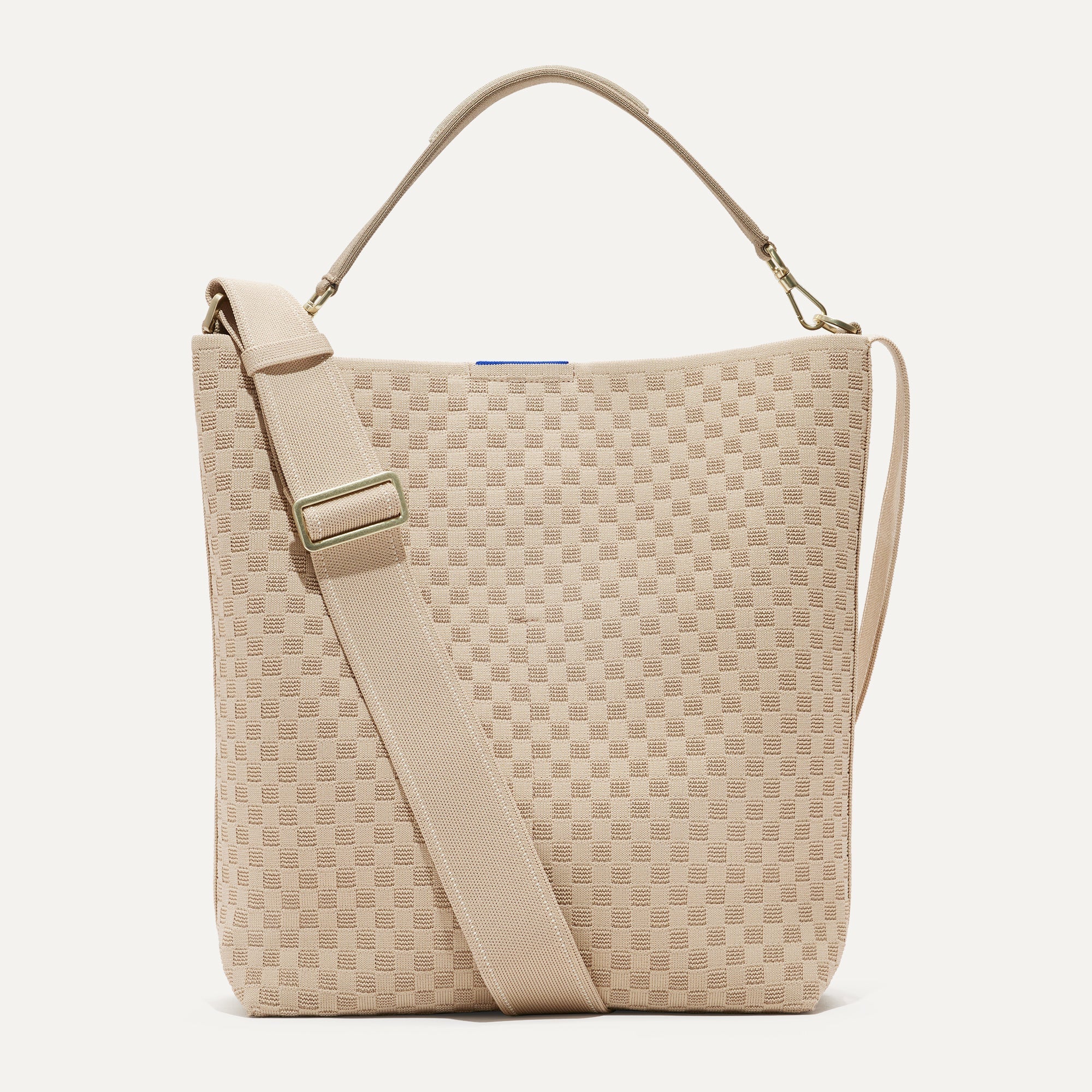 039_BucketBag_KnotBrown_Front.jpg