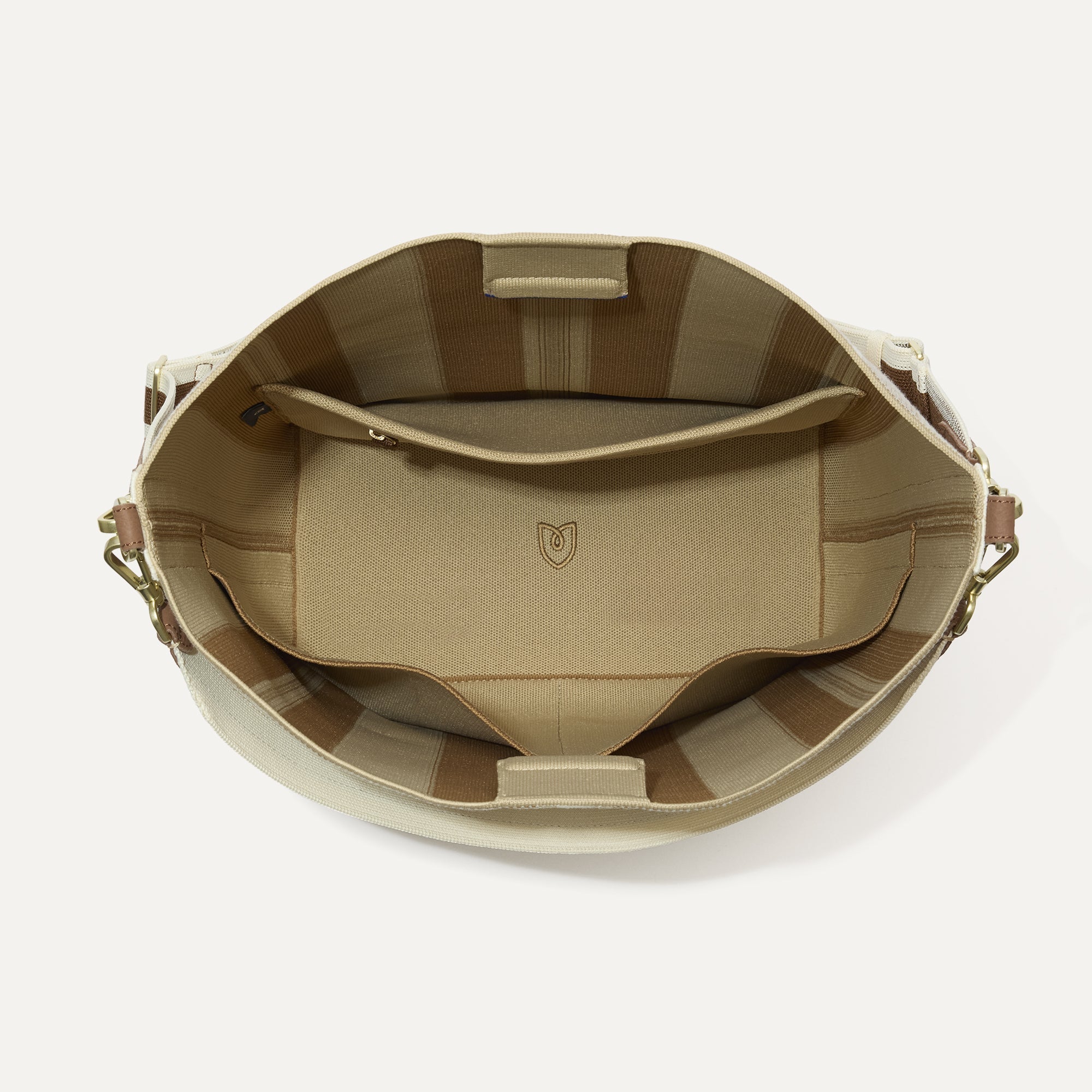 039_Bucket_Bag_Oat_Latte_Overhead_5599_1.jpg