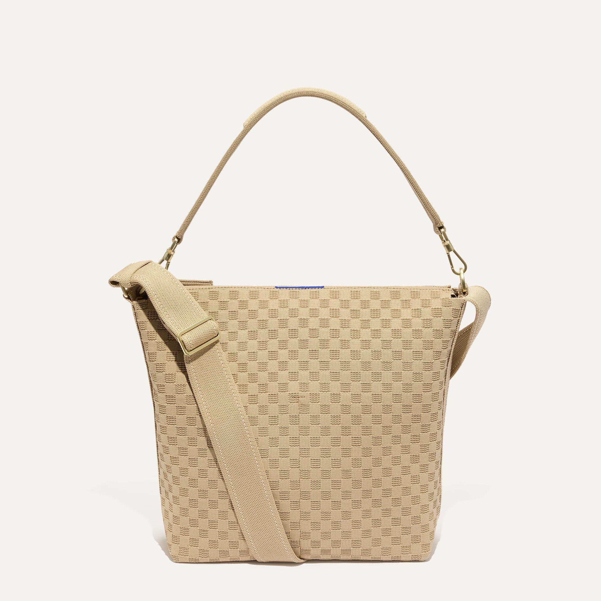 105_MiniZipBucket_KnotBrown_Front_4467_shop_c611c181-fb0f-43be-8285-ba9825126a32.jpg