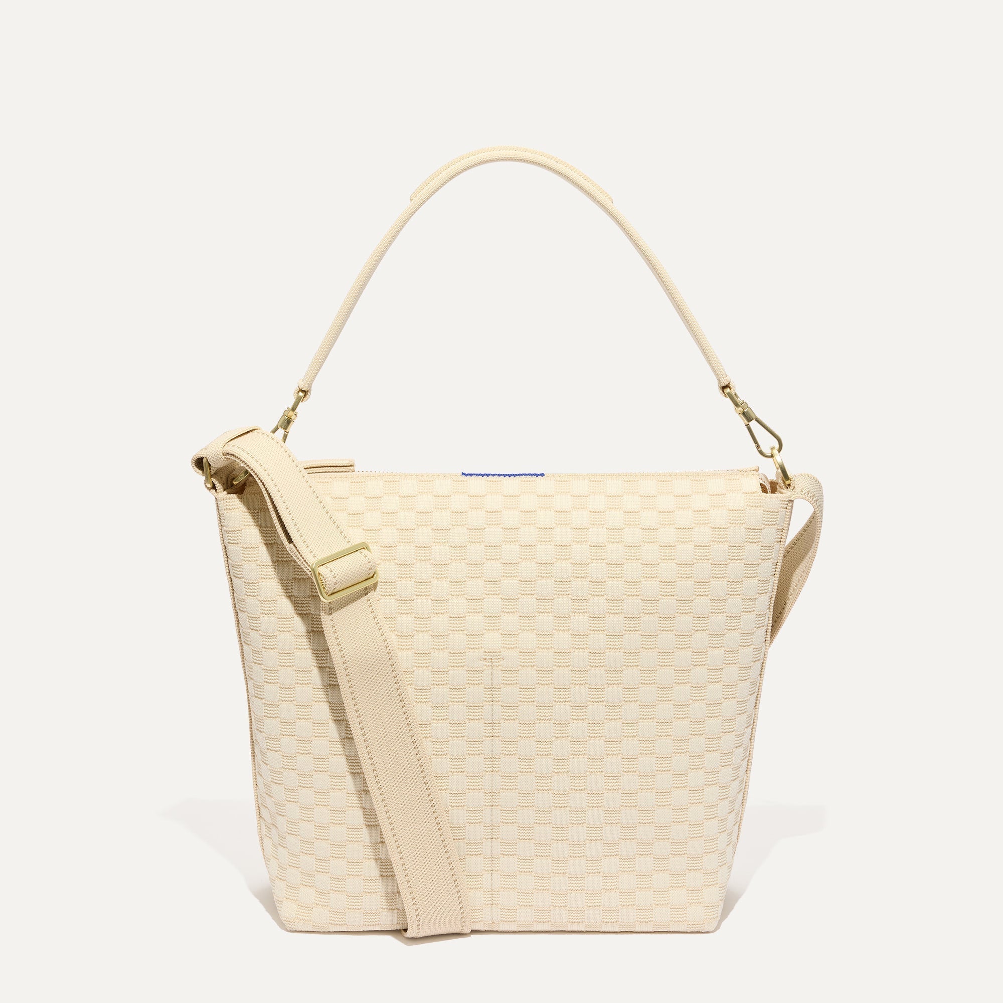 105_MiniZipBucket_WhiteSand_Front_6557_shop_45b81410-ec8a-49e8-946f-ef6674359826.jpg