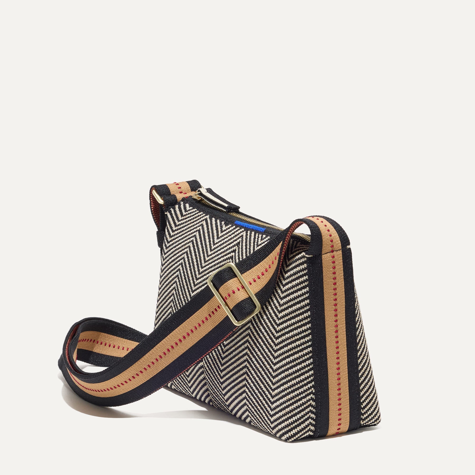 142_CasualCrossbody_DarkMist_45_Degree_2966.jpg
