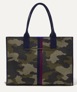 The Classic Tote - Spruce Camo