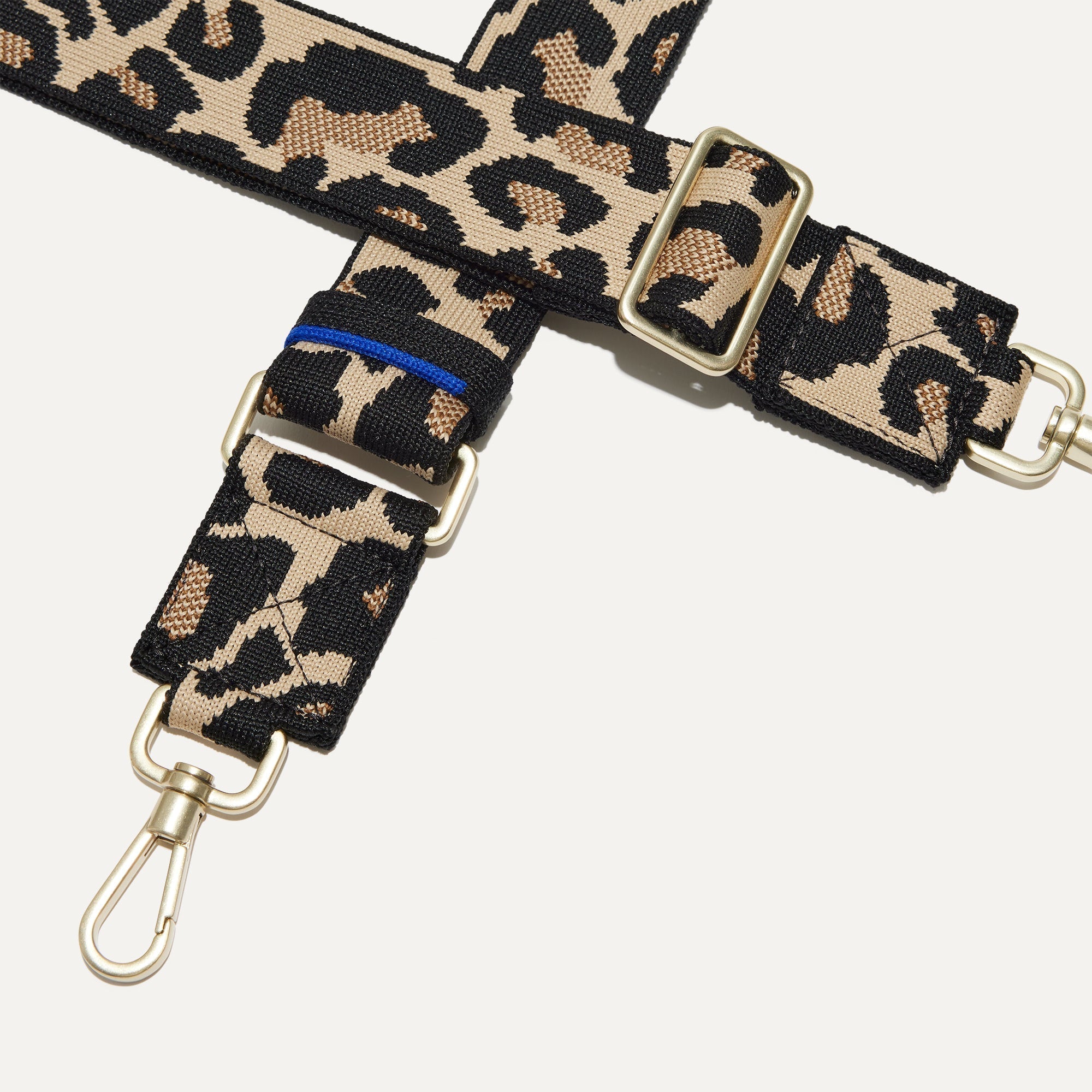 167_CrossbodyStrap_DesertCat_Hardware_a6405002-3c20-473a-a31e-5a9b0fd2fa0b.jpg