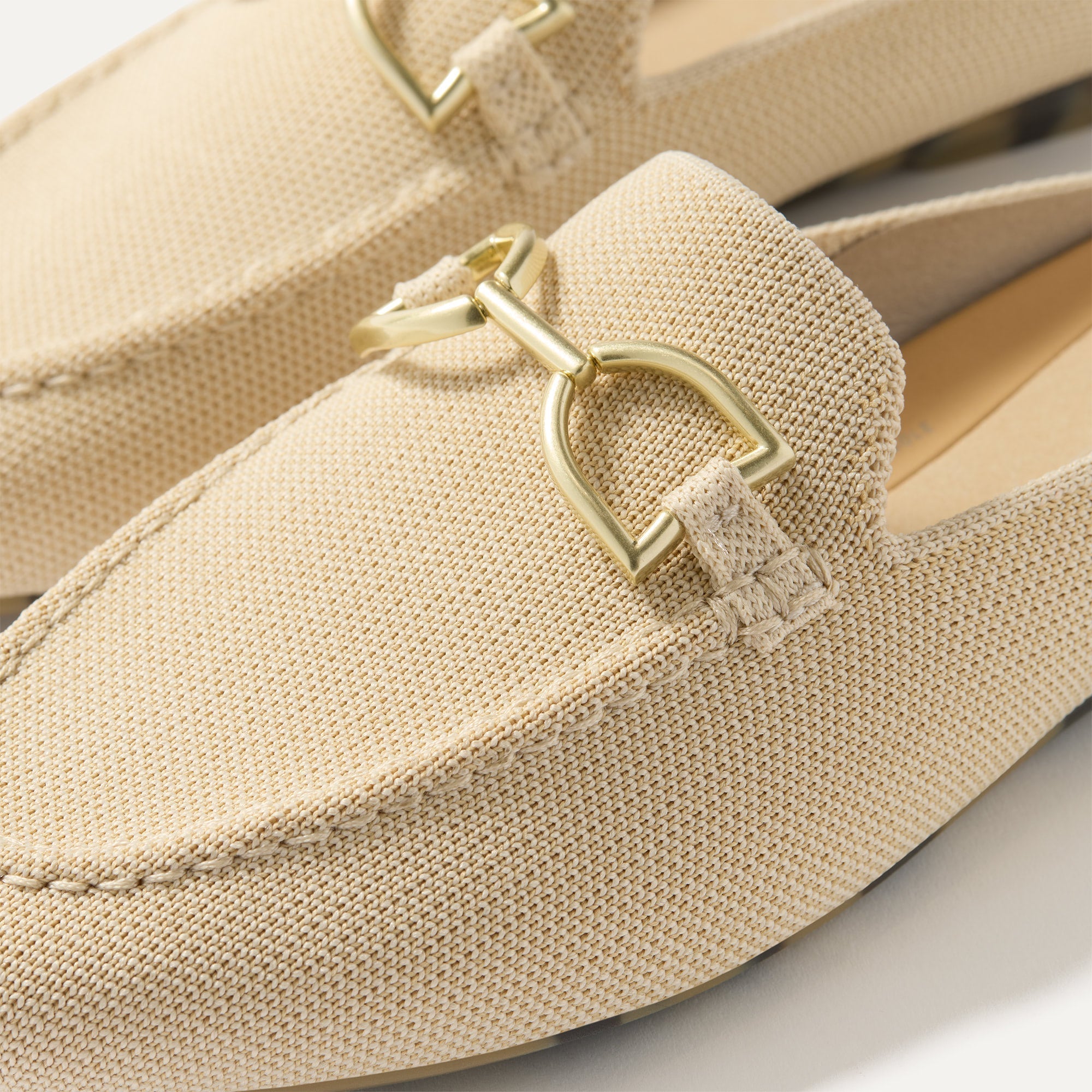 200_DoubleBitLoaferMule_Sandstone_Toedetail_Macro_5449.jpg