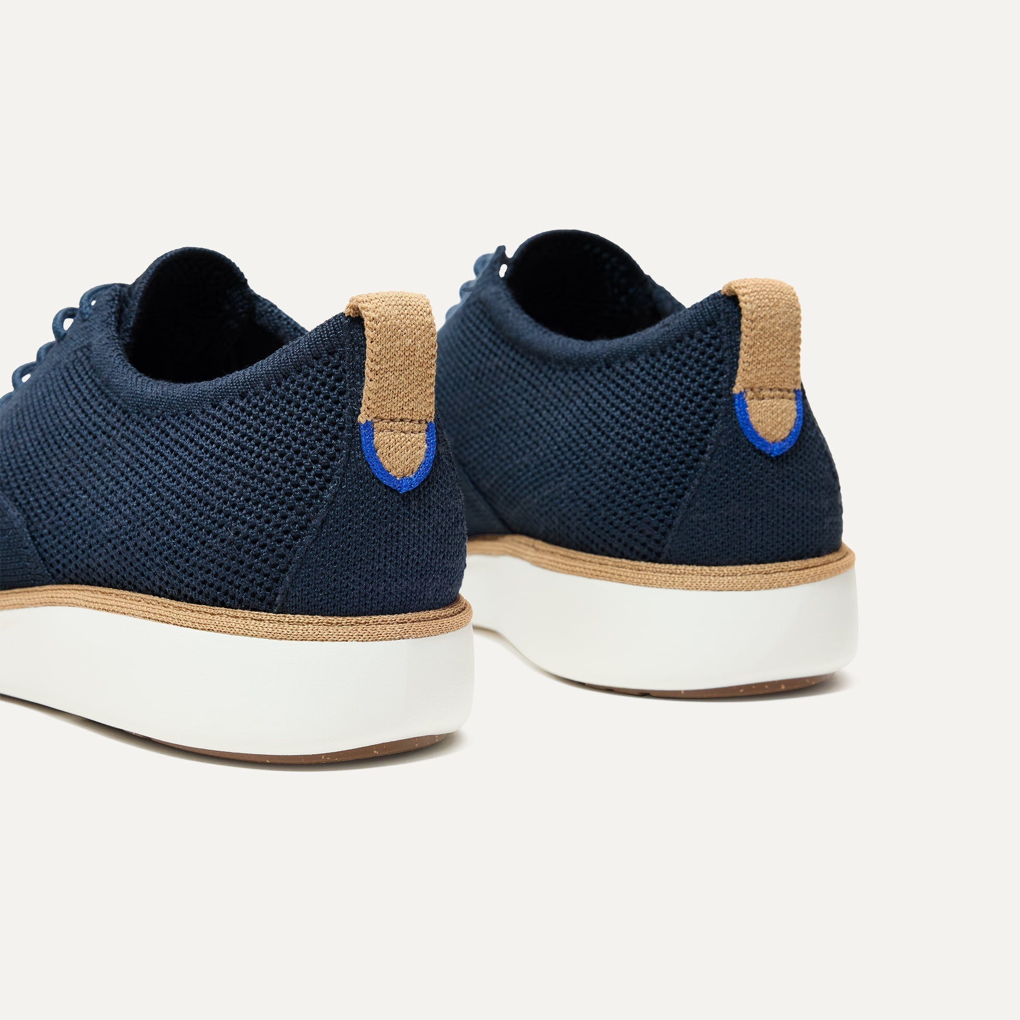 204_Oxford_NightNavy_HeelDetail_0285.jpg