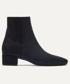 The Classic Boot - Black
