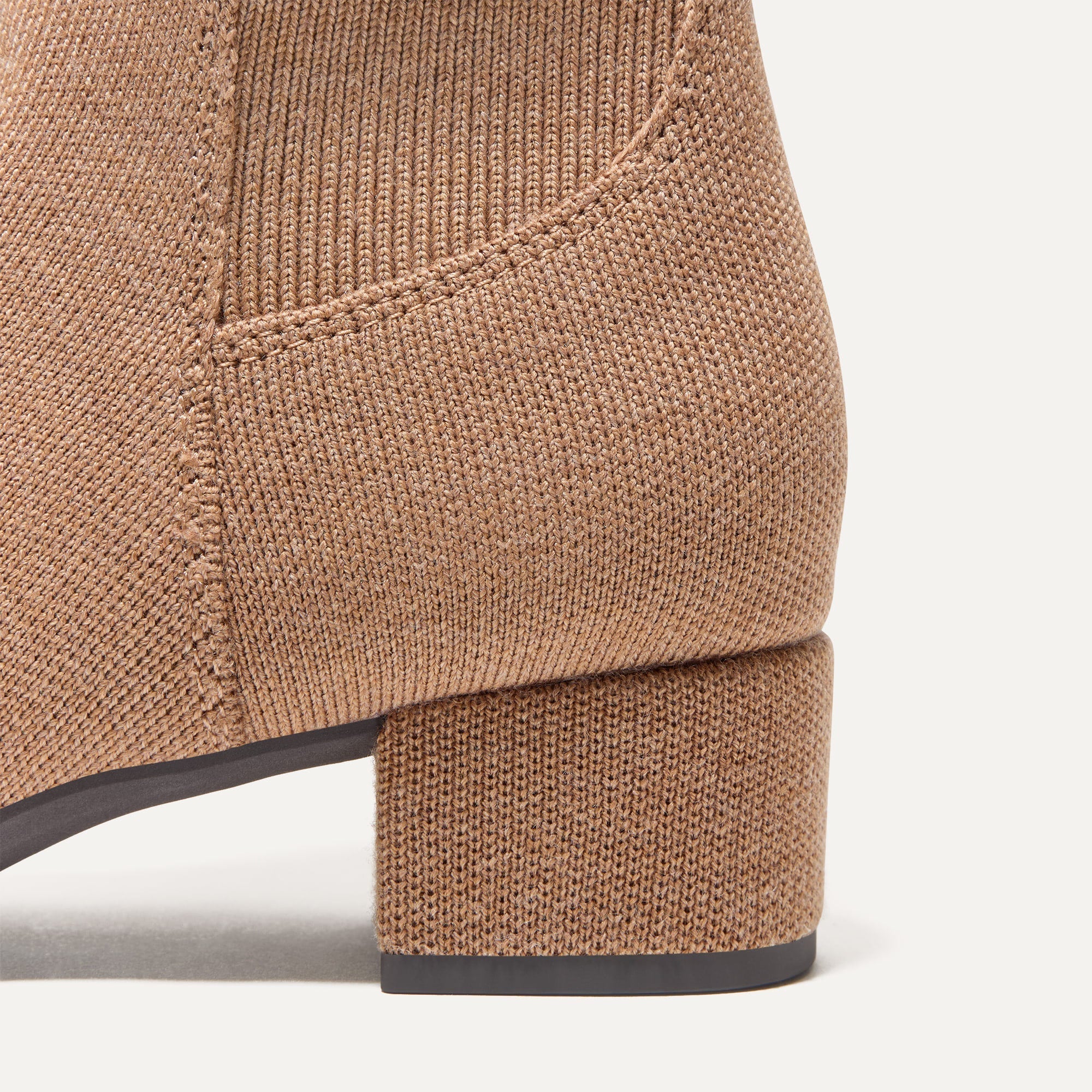 205_ClassicBoot_Tobacco_ToeDetail_3329.jpg