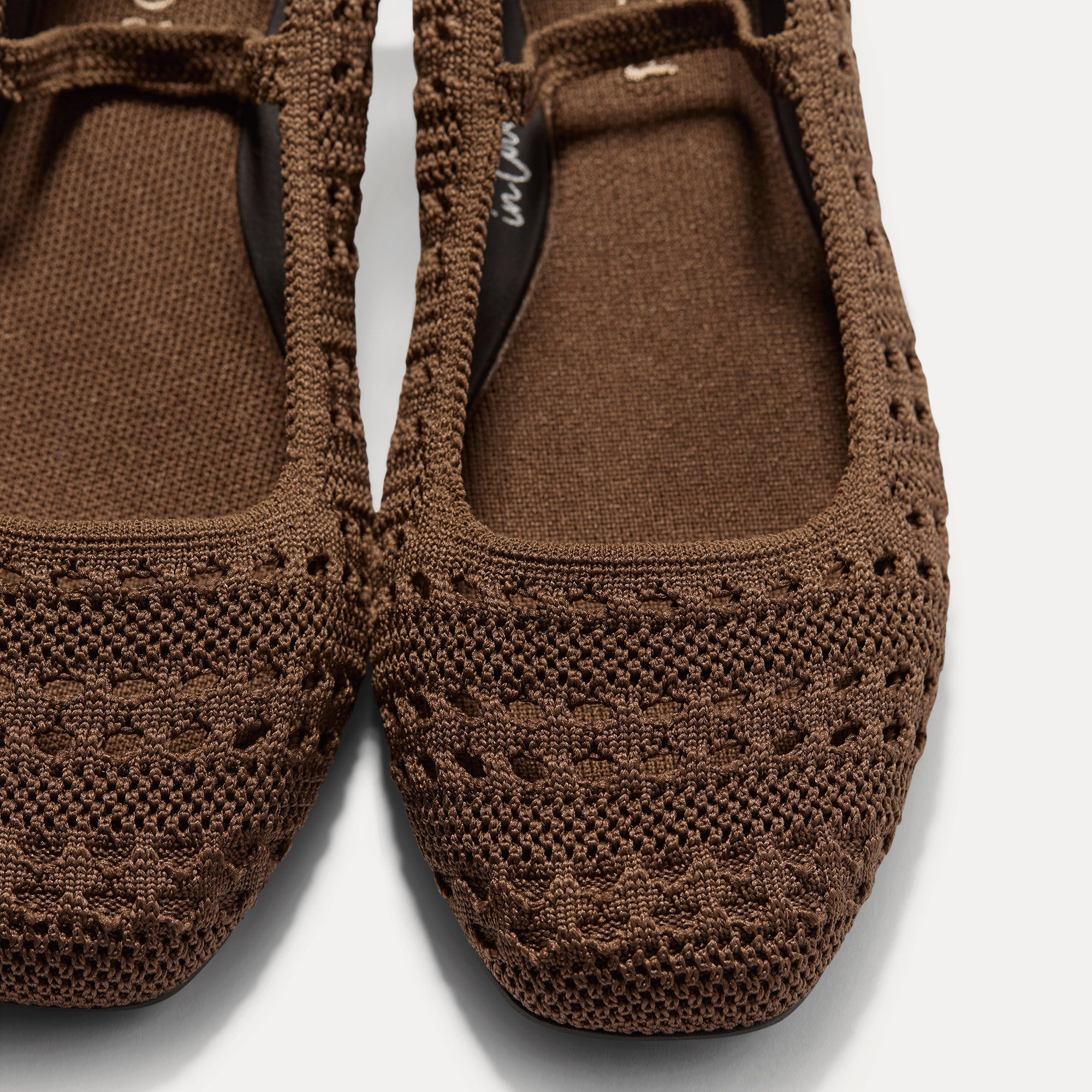 232_MaxSquareMaryJane_CinnamonCrochet_Toedetail_Macro_1414.jpg