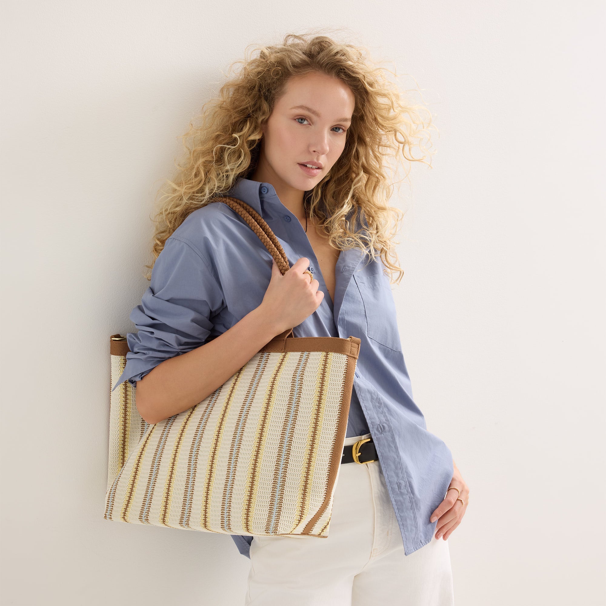 279_LightweightZipTote-BraidedHandle_SunbeamMarketStripe_OnFigure_1514_pdp.jpg