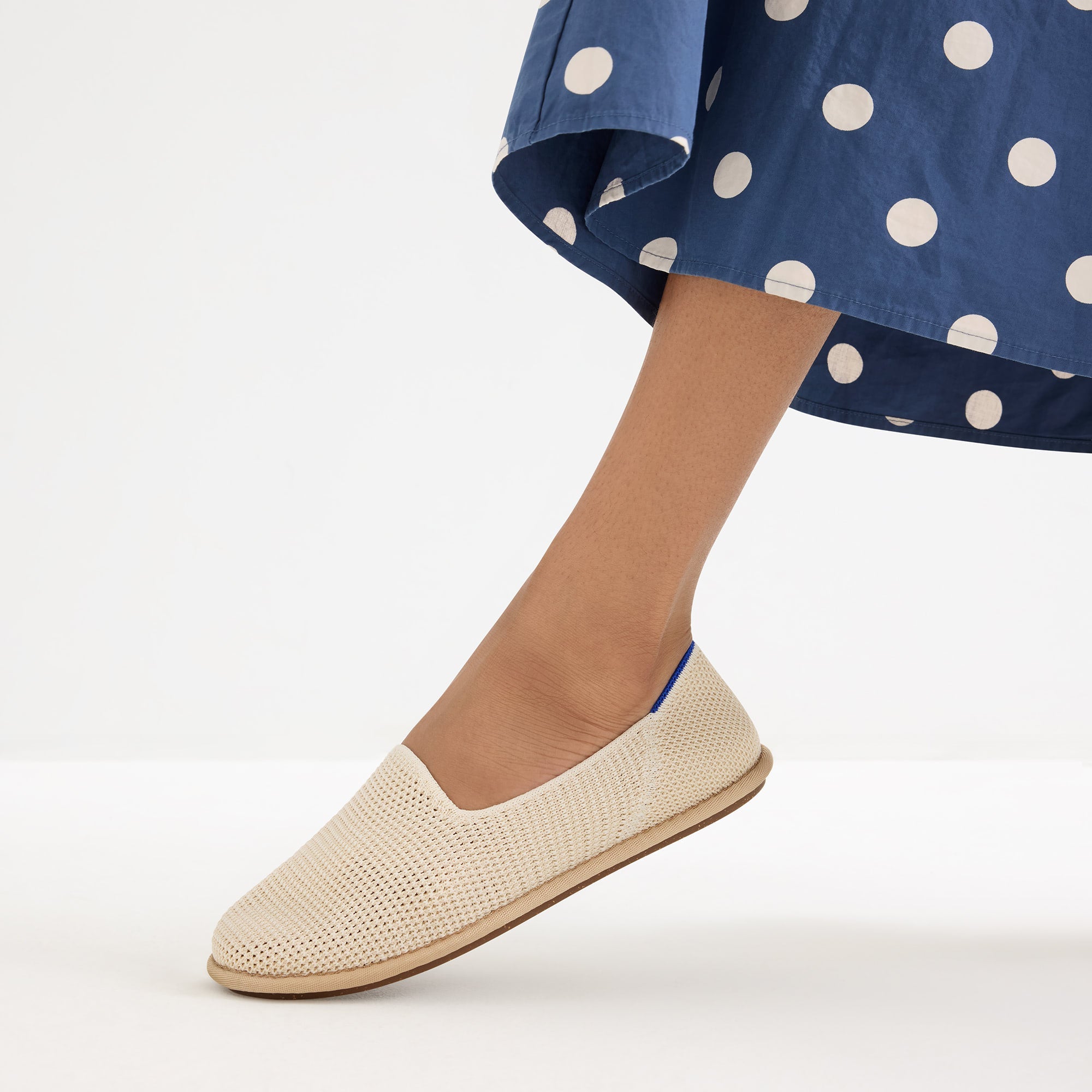 316_CruiserLoafer_WhiteRaffia-Knit_OnFigure_2126_pdp.jpg