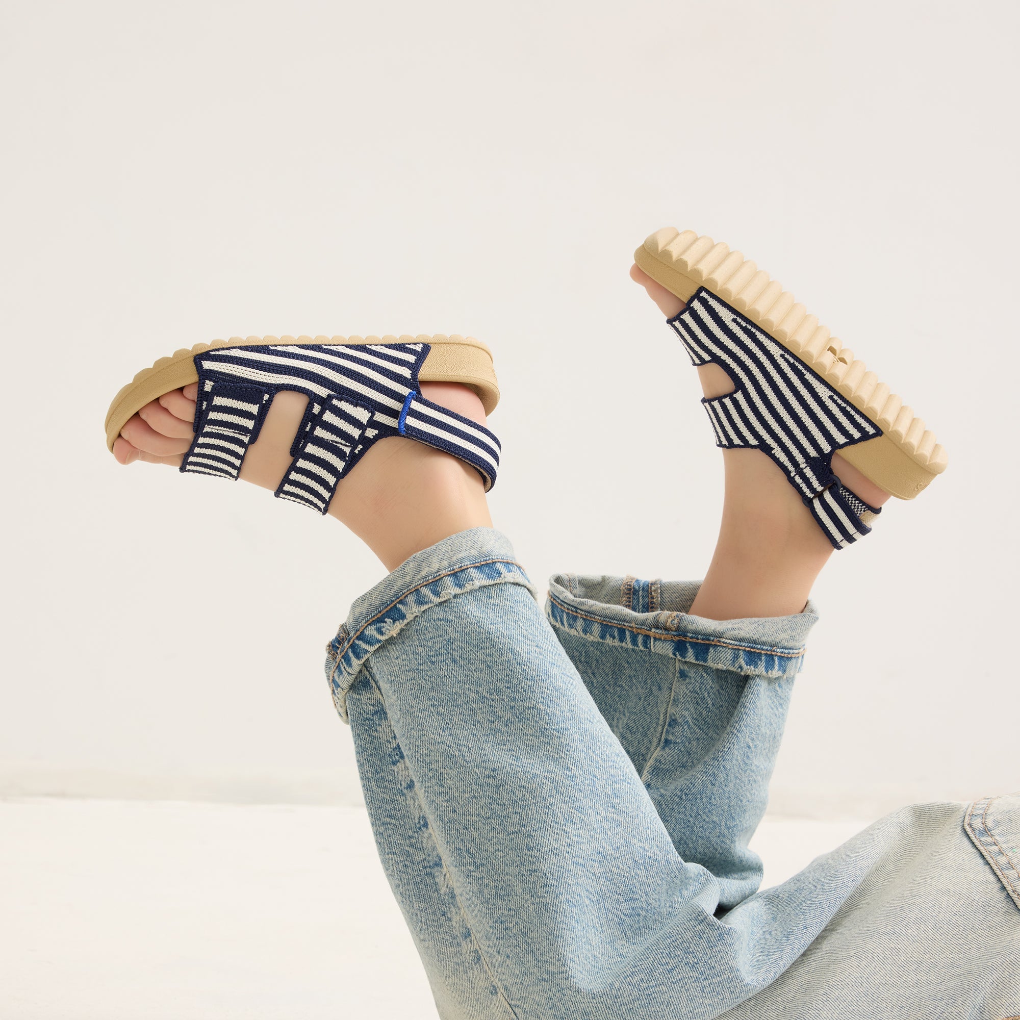 321_KidsDoubleStrapSandal_SailorStripes_OnFigure_1885.jpg