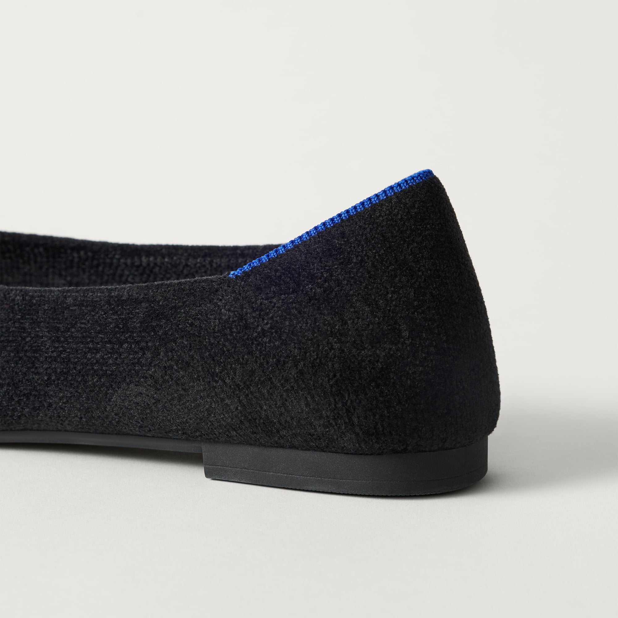 322_ReVelvetFinePoint_ReVelvetBlack_Heel_4545.jpg