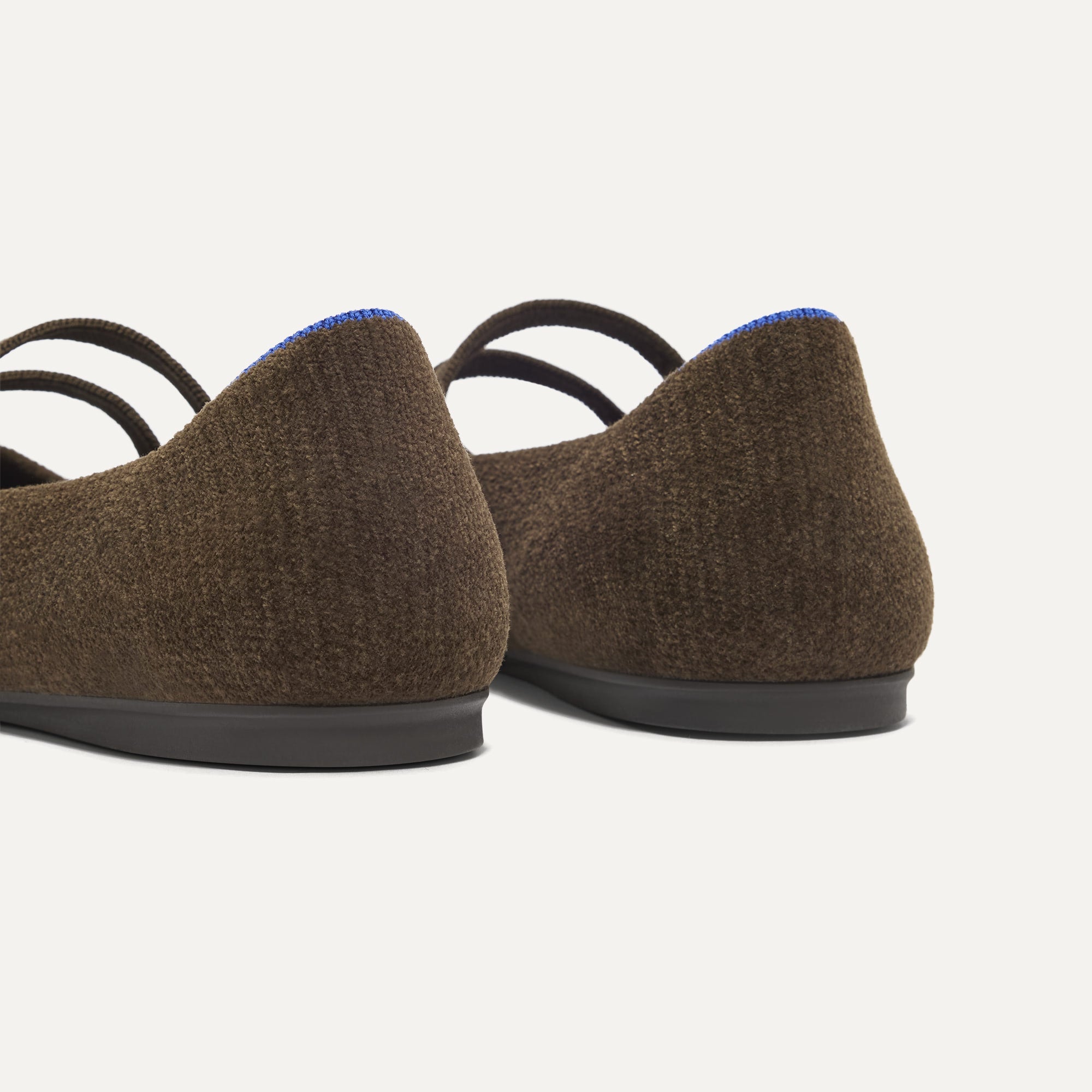 350_ReVelvetDoubleBuckleMaryJane_ReVelvetBistro_Heel_4646.jpg