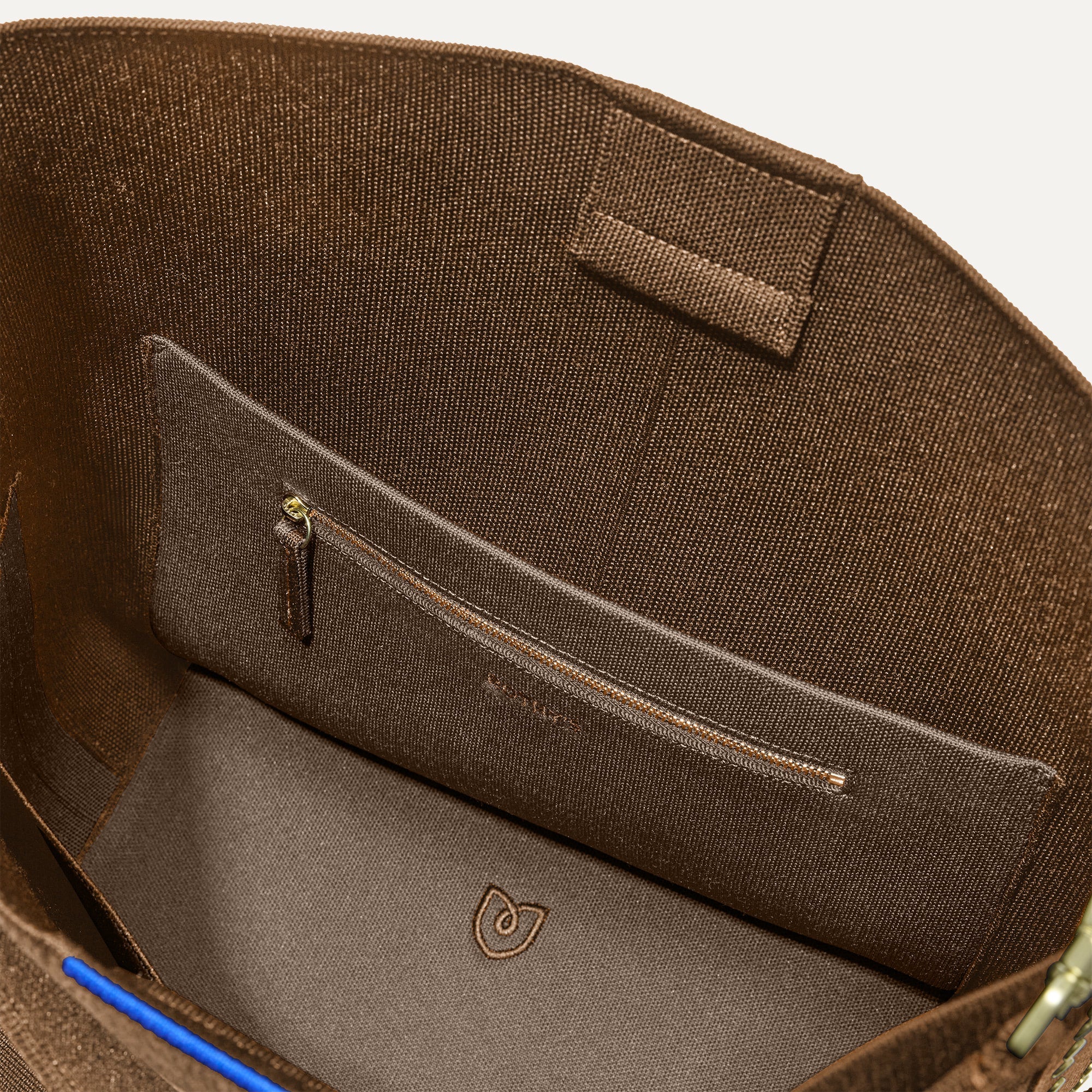 358_ReVelvet_Bucket_Bag_ReVelvet_Cinnamon_Studded_Pocket_4760.jpg