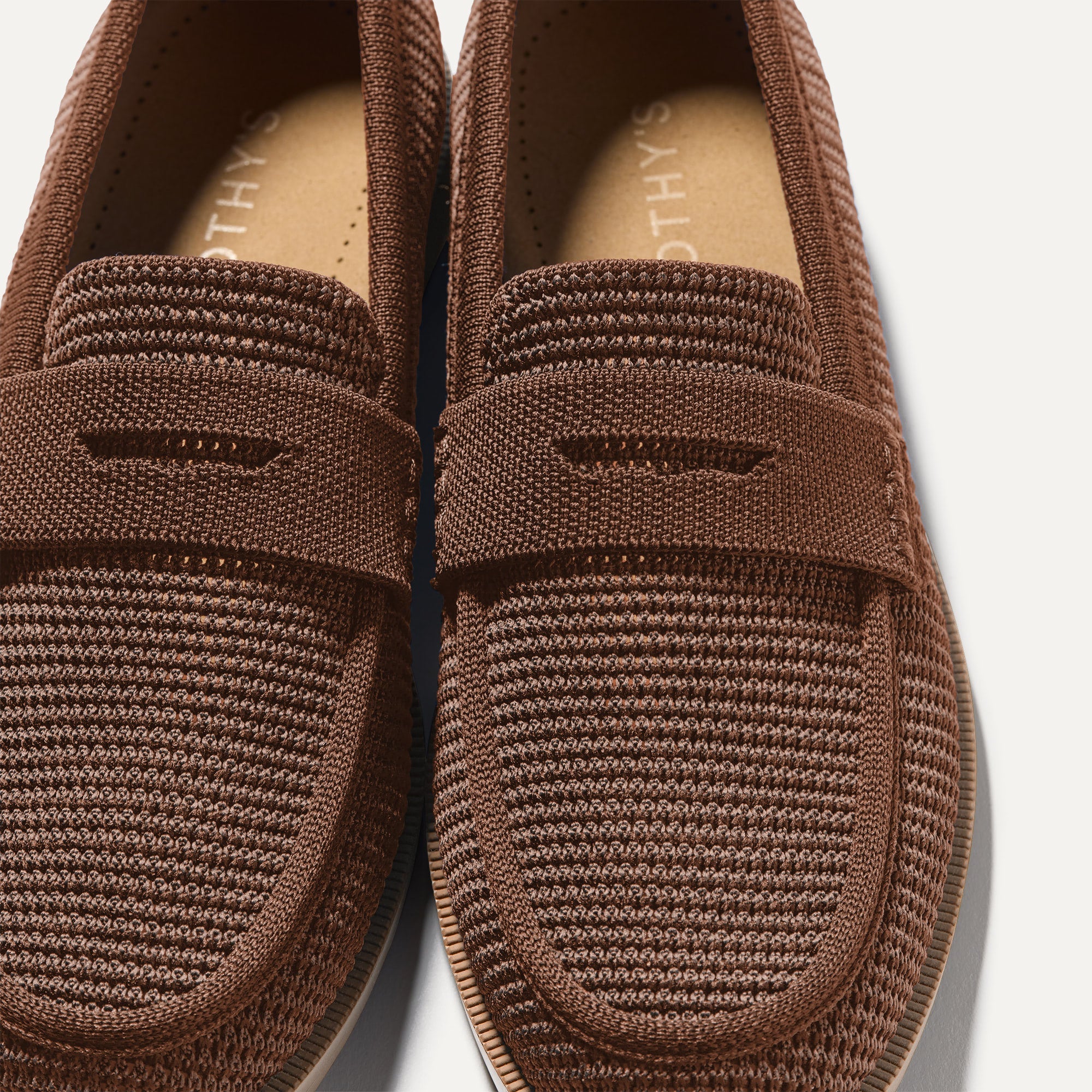 359_PennyLoafer_CinnamonRa_a-Knit_Toedetail_Macro_5578.jpg