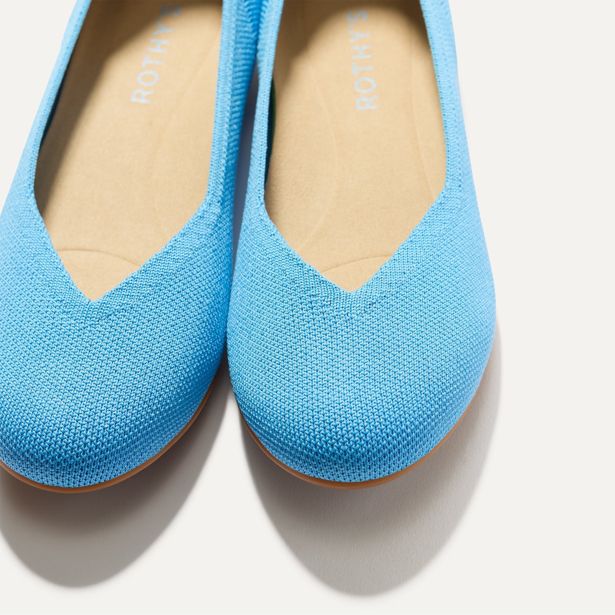 441_DailyFlat_RobinBlue_Toedetail_Macro_5446.jpg