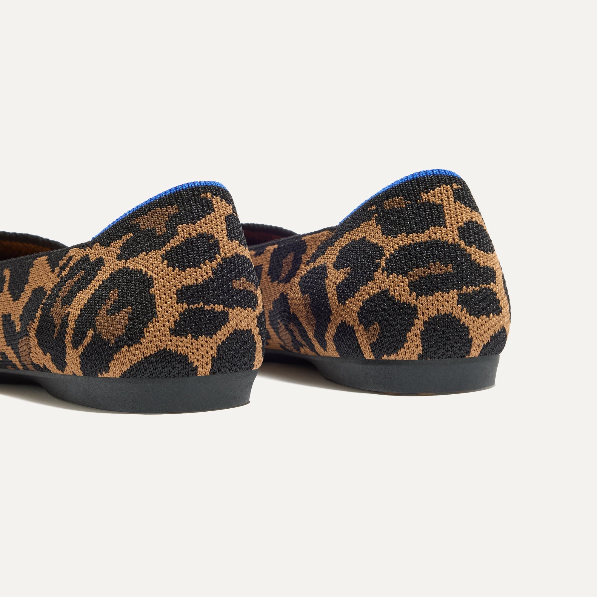 441_DailyFlat_SableSpot_Heel_7000.jpg