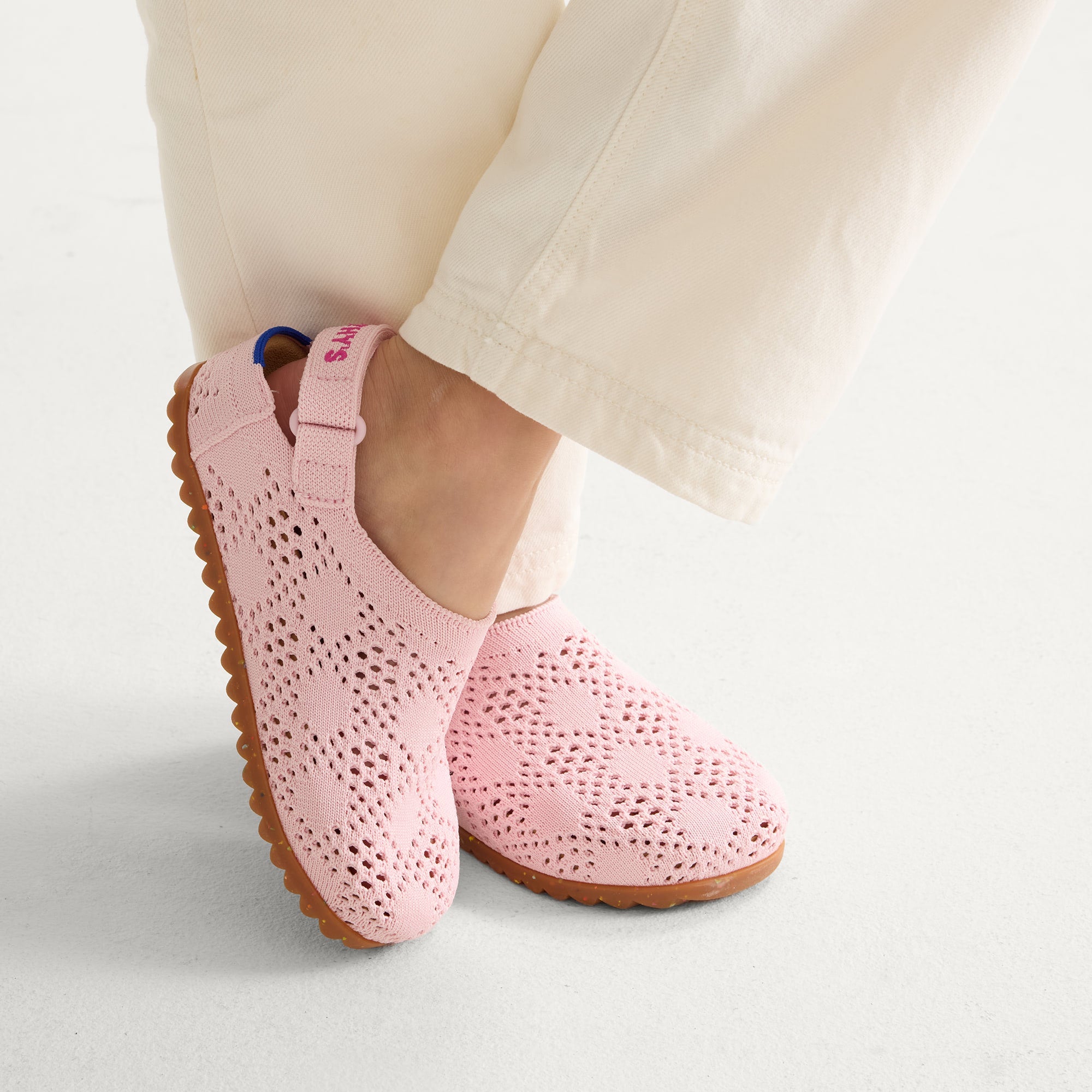 443_Kids_Crochet_Clogs_Pink_Crochet_On_Figure_0599_pdp.jpg