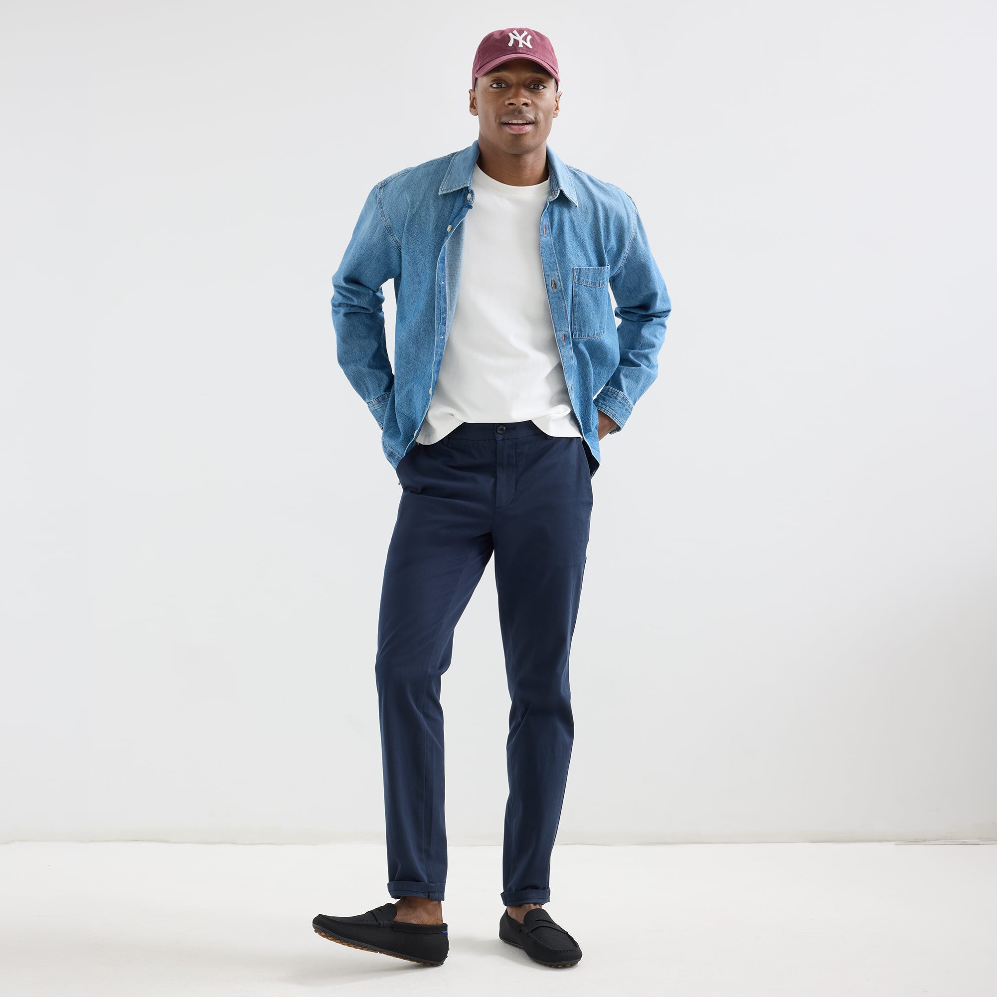 463_Men_s_Daily_Driver_Black_On_Figure_v0965_pdp.jpg