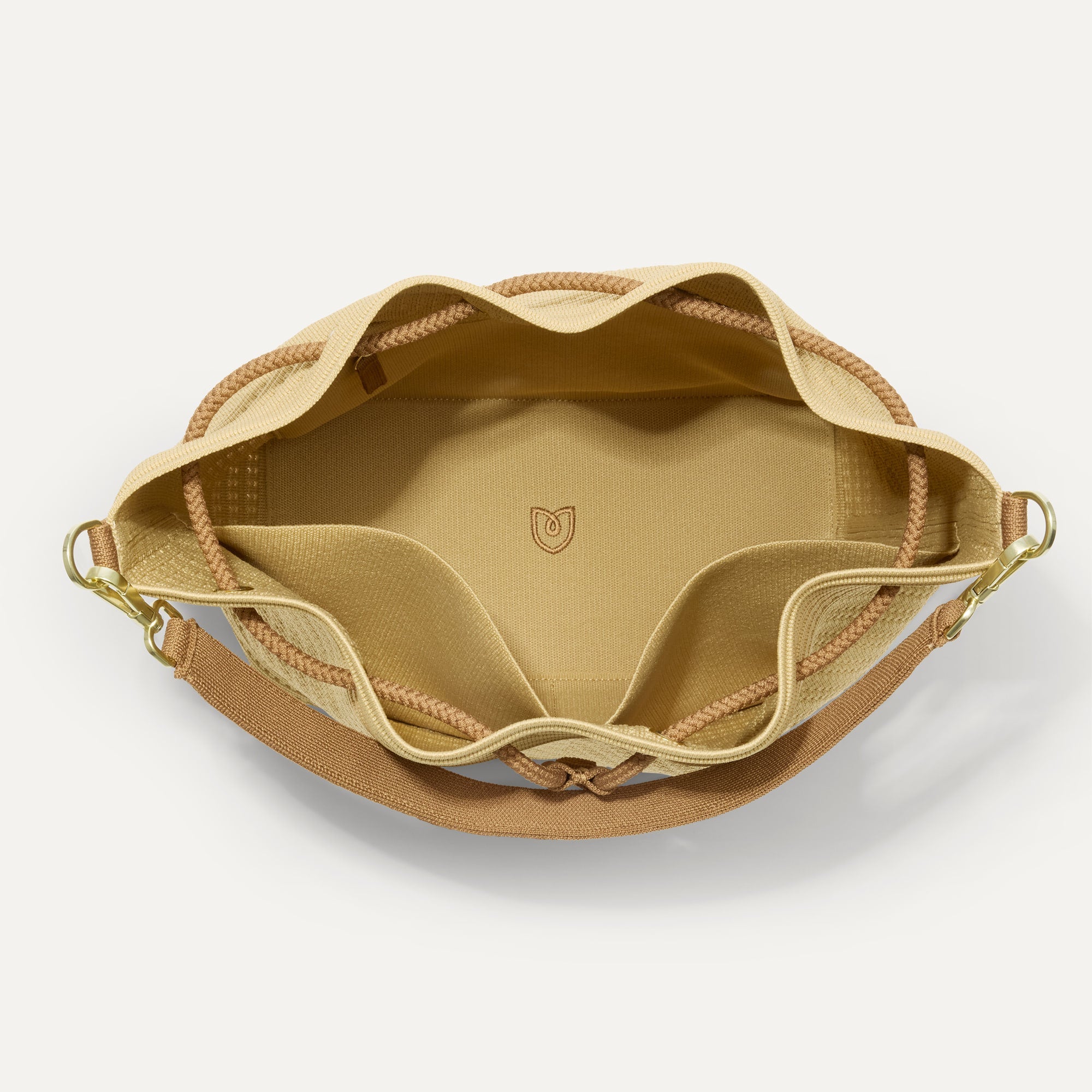 469_CinchBucketBag_BrownButterCrochet_Overhead_4333.jpg