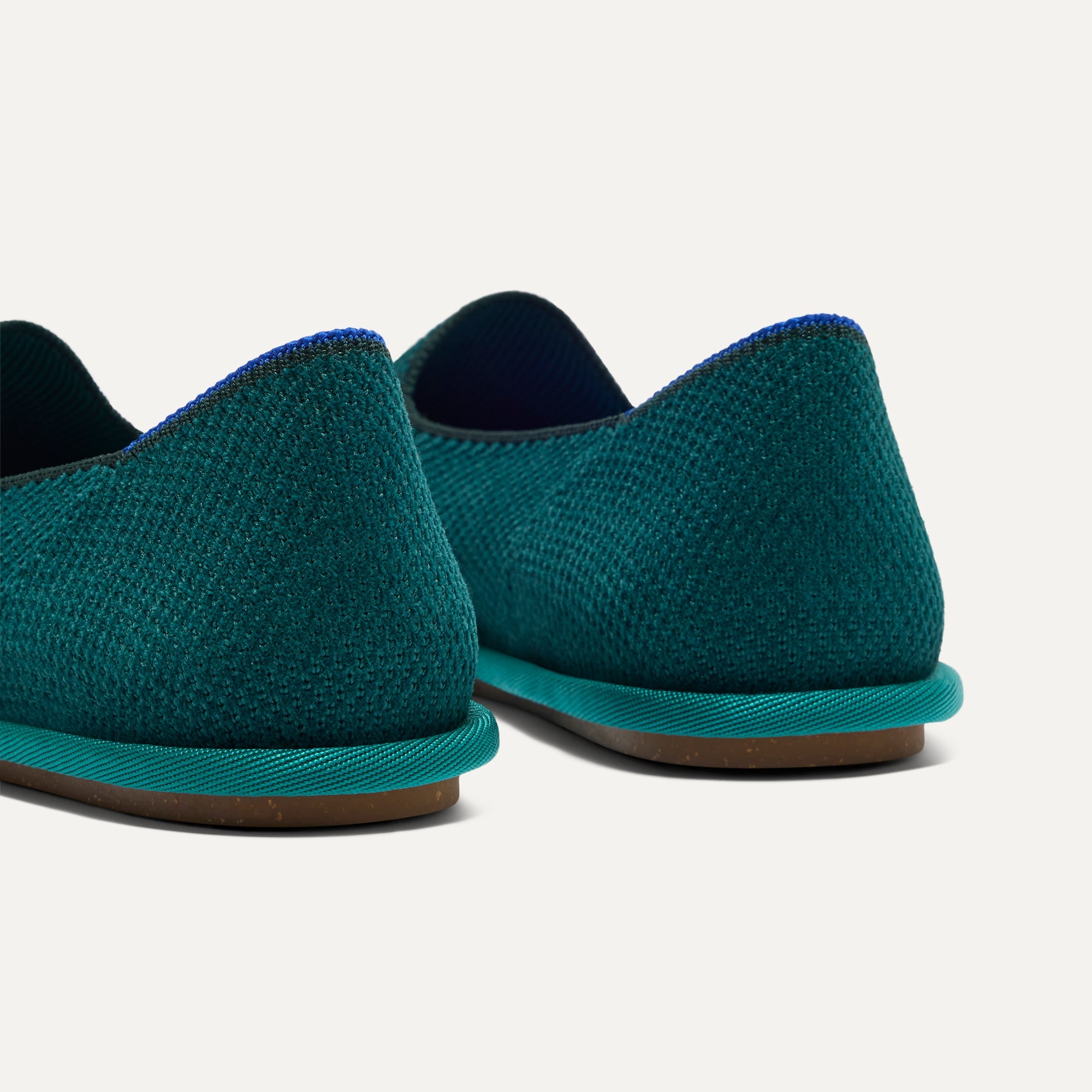 476_Rothys_Cruiser_Loafer_-_ReVelvet_ReVelvet_Everglade_Heel_4565.jpg