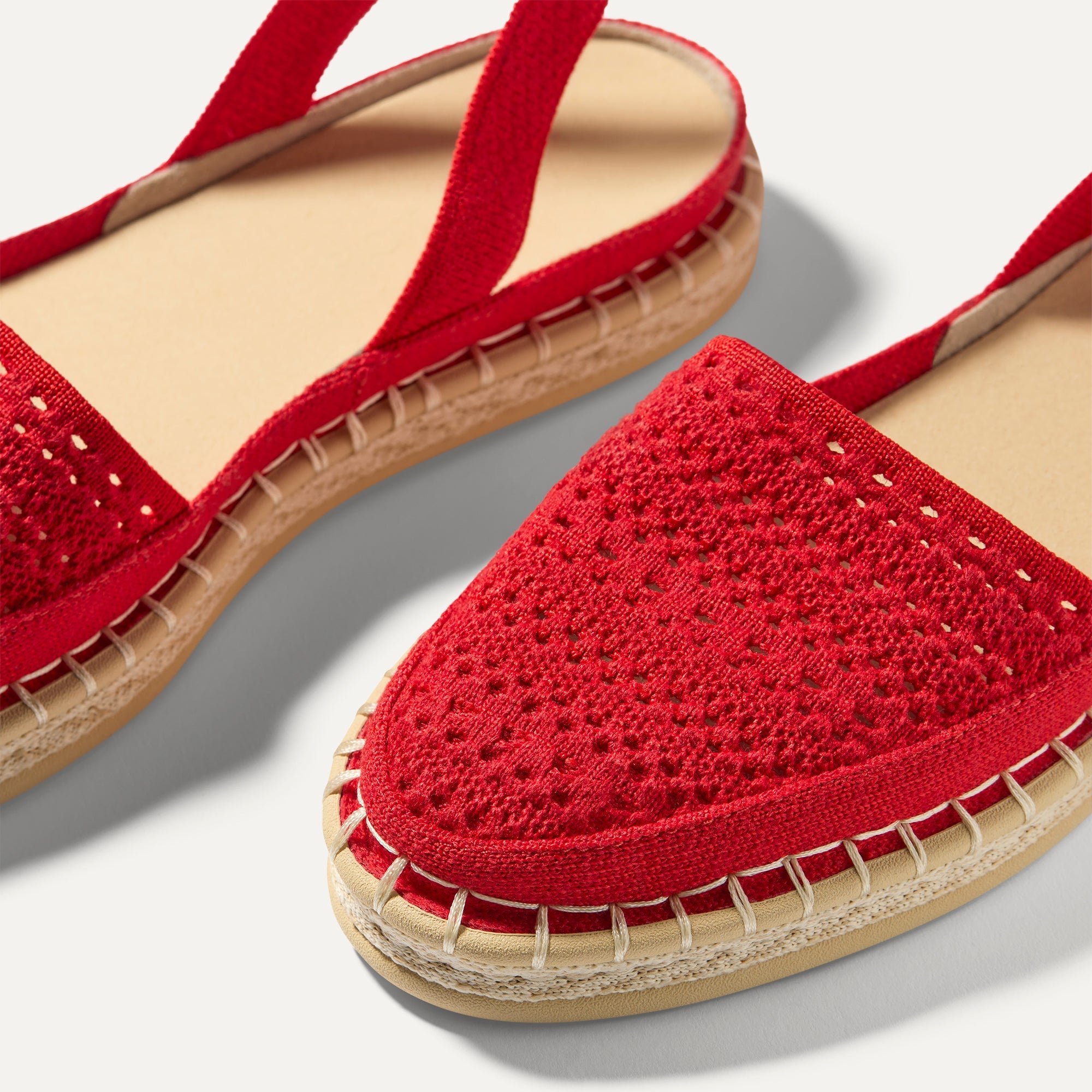 478_D_OrsayEspadrille_BrightRedCrochet_Toedetail_Macro_5446.jpg
