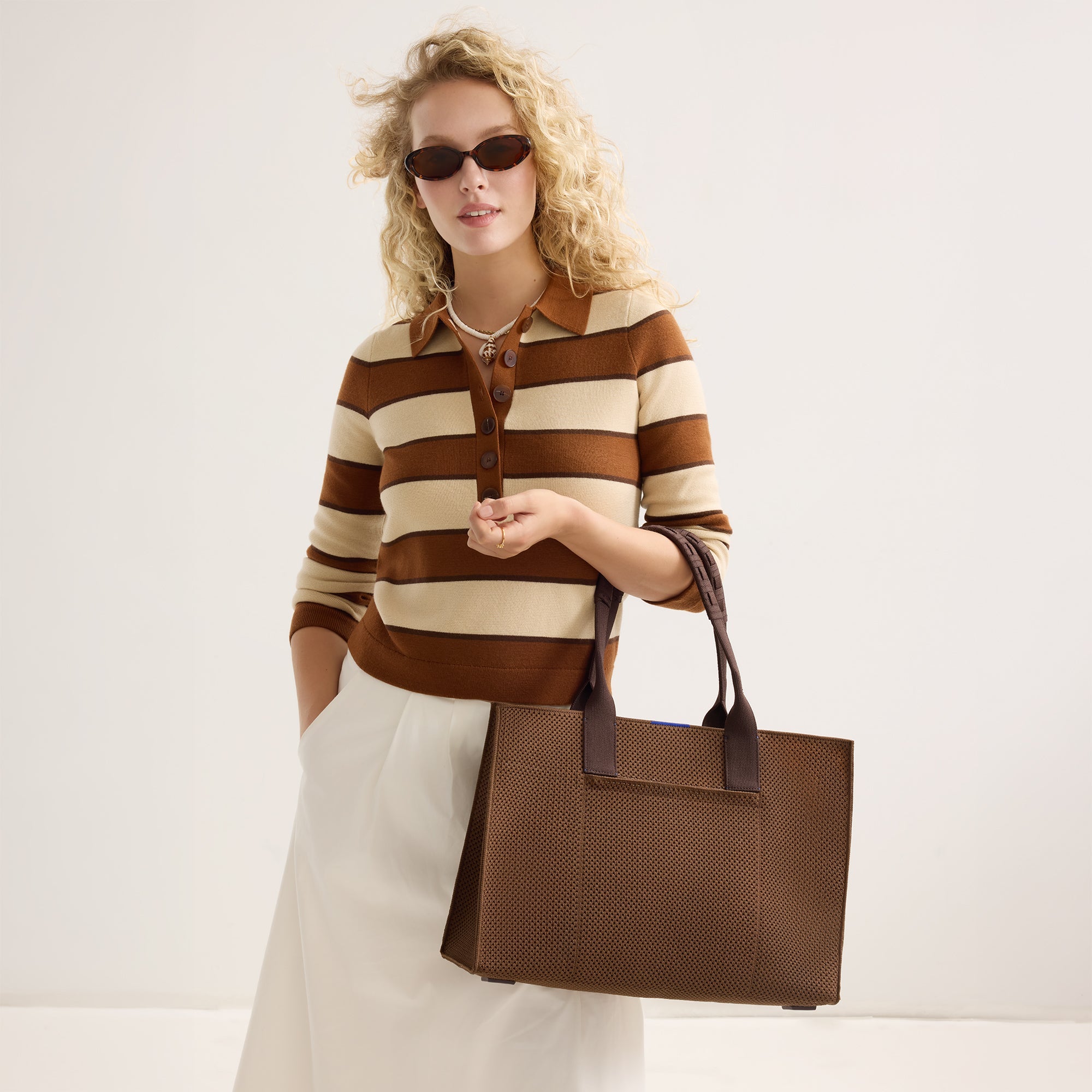 483_ClassicTote-WovenThroughHandle_CinnamonOpenKnit_OnFigure_1172_pdp.jpg