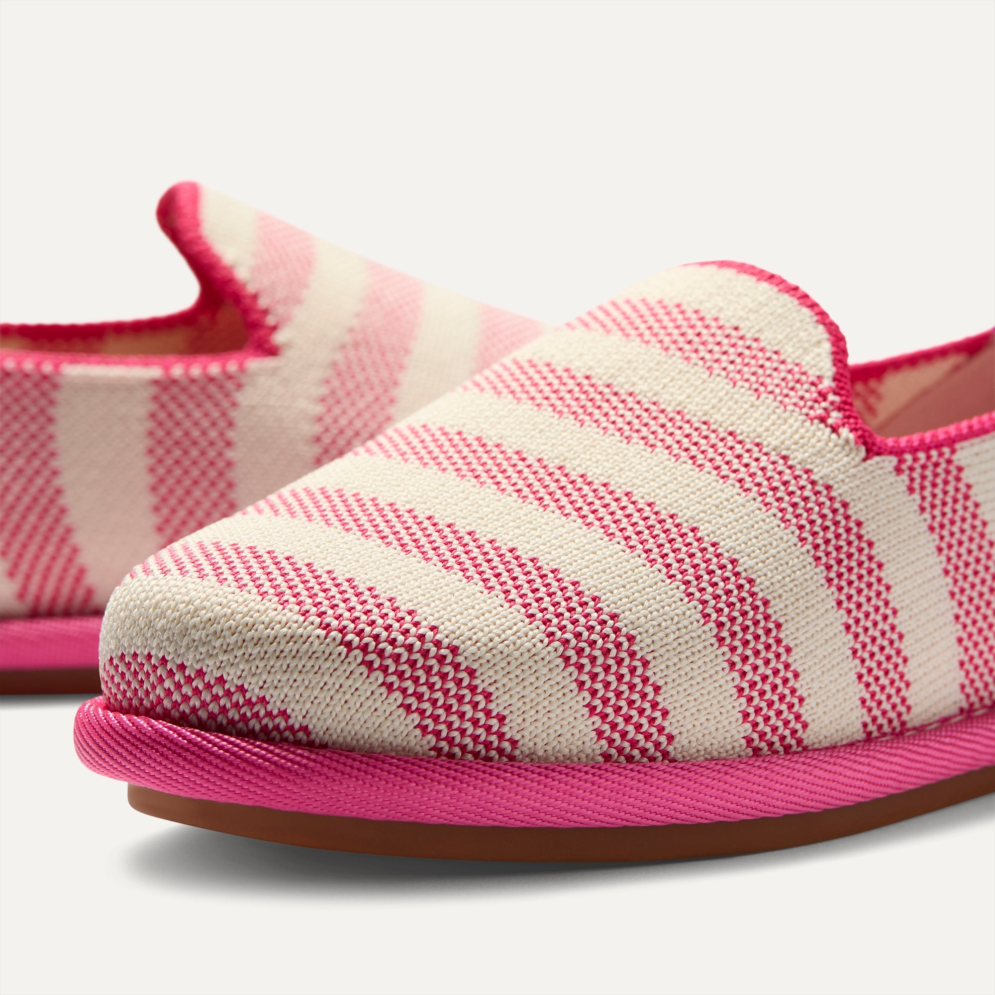 485_Mini_Loafer_Cream_Puff_Stripe_Toe_detailMacro_4547.jpg