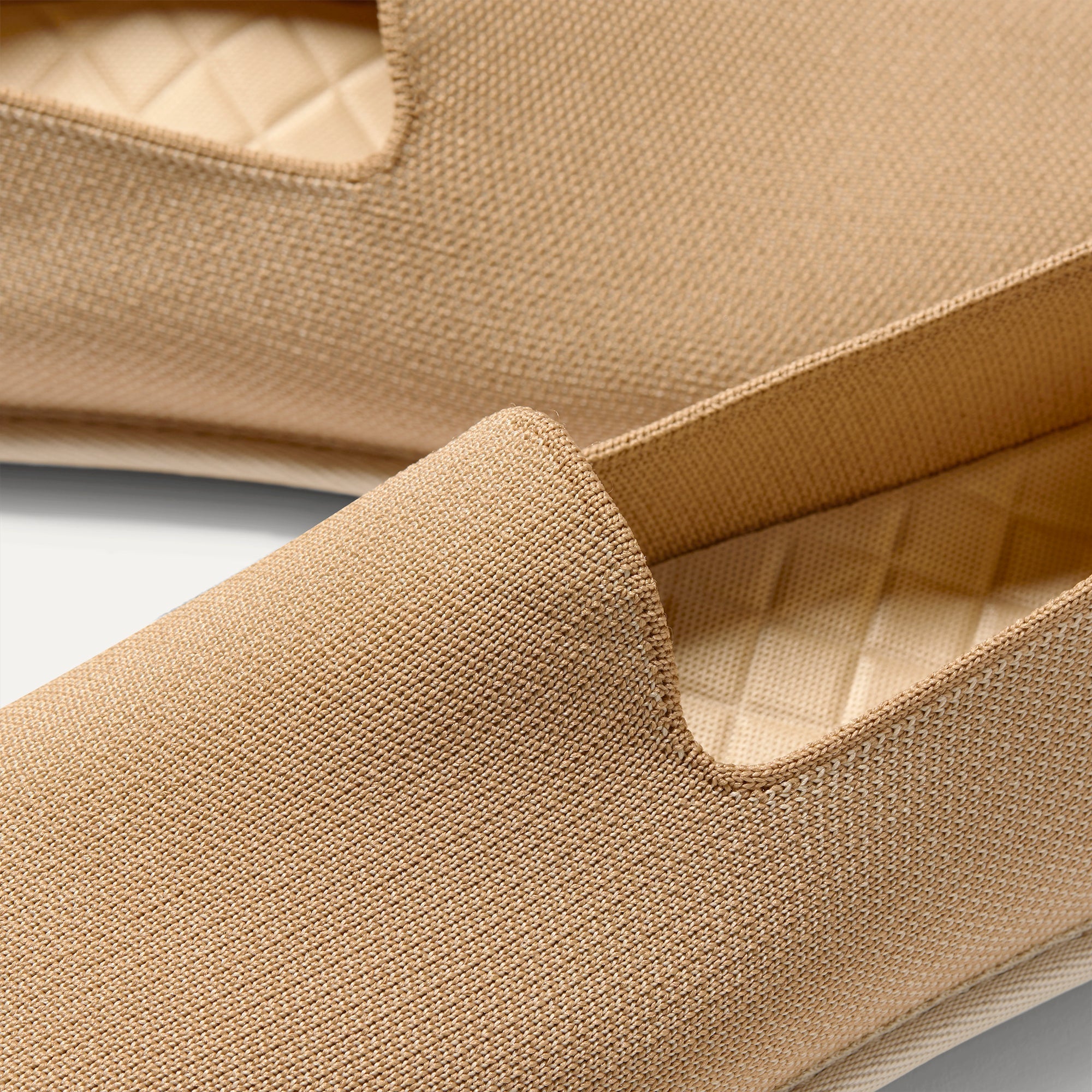 487_Rothys_Mens_Cruiser_Loafer_Husk_Toe_detail_Macro_7667.jpg