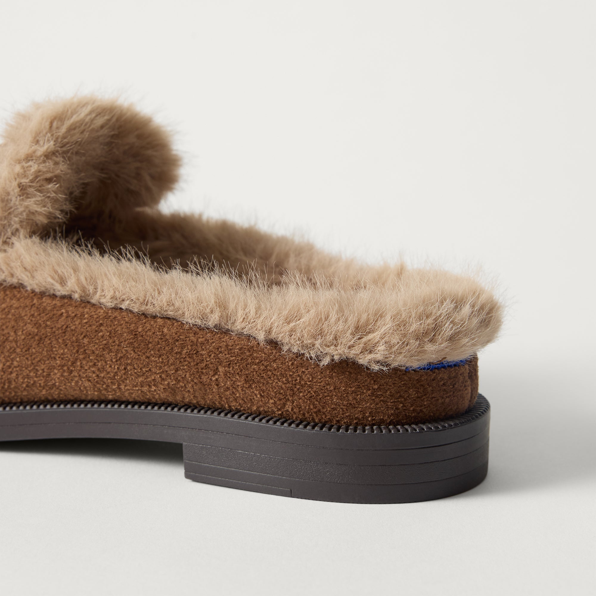 502_ReVelvetApresLoaferMule_ReVelvetCinnamon_Heel_1221.jpg