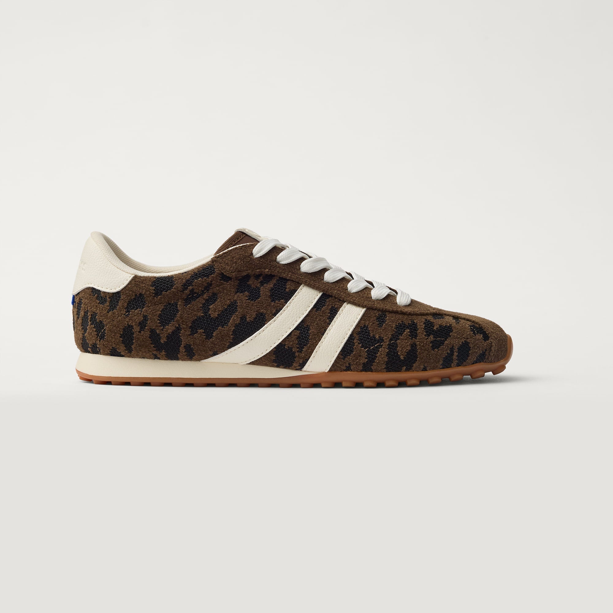 521_ReVelvetRunner_ReVelvetCheetahStripe_Side_6455_92fdb92d-9530-4038-9017-664ee72546ed.jpg