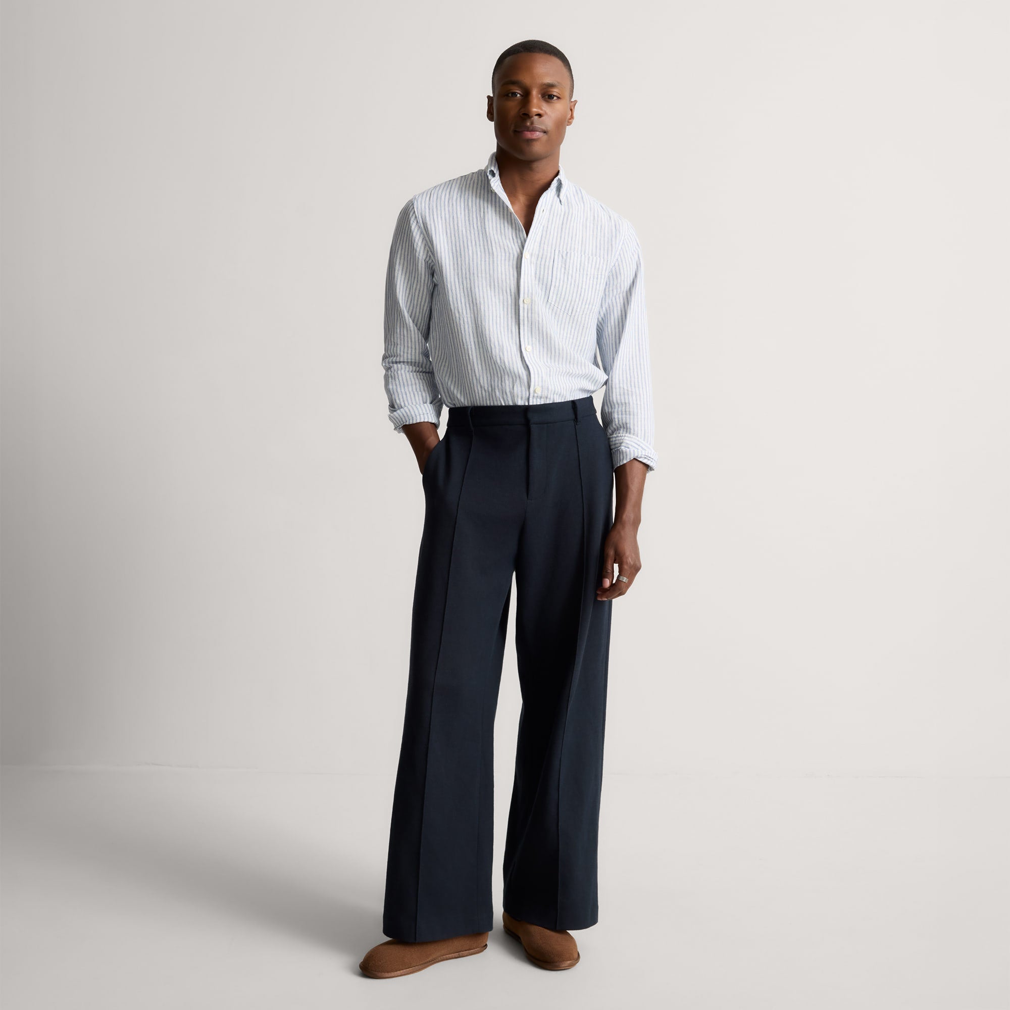 522_MEN_S_Cruiser_Loafer_ReVelvet_Umber_On-Figure_1291.jpg