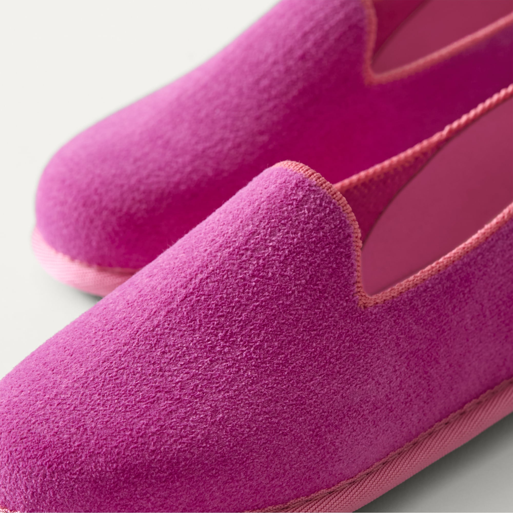 525_ReVelvetMiniLoafer_ReVelvetSweetpea_ToedetailMacro_2652.jpg