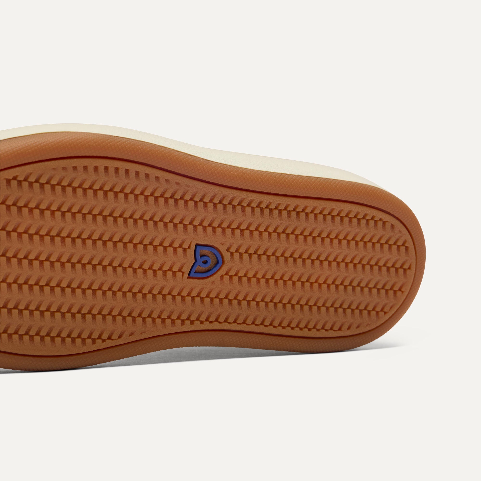 527_TheKidsStretchSneaker_Zoom_Sole_1577.jpg
