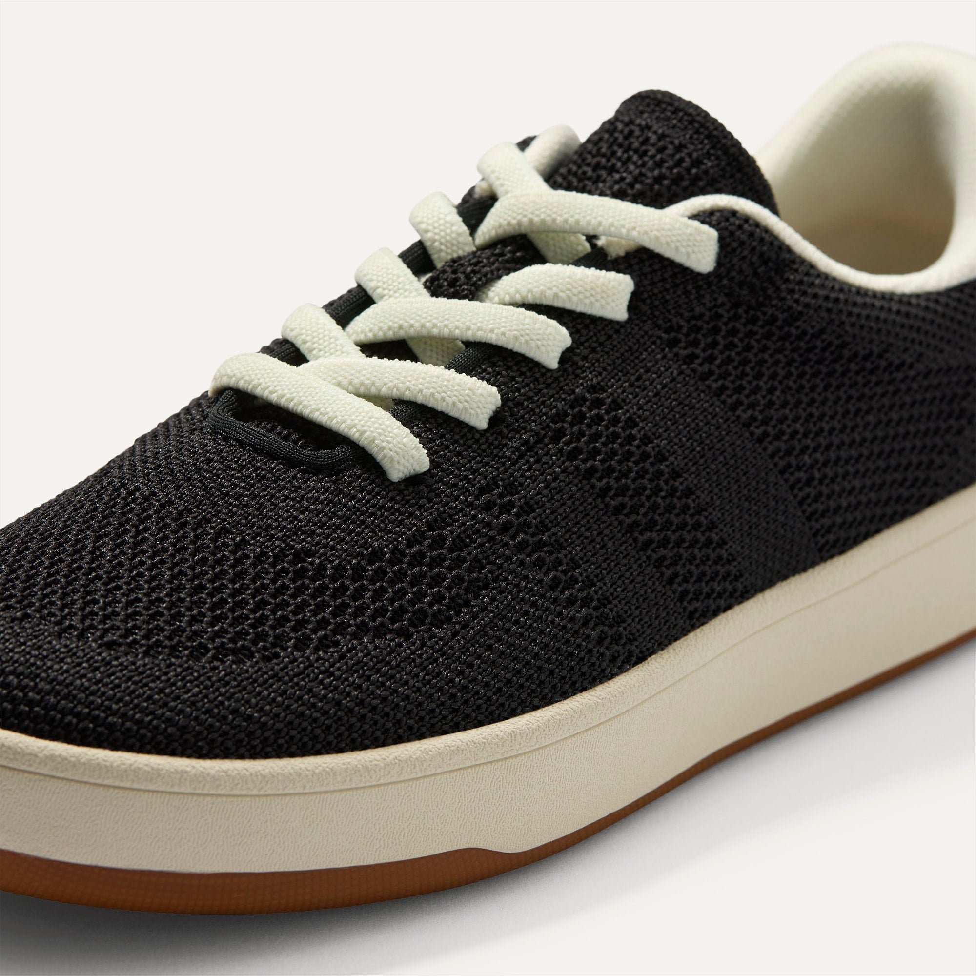 527_TheKidsStretchSneaker_Zoom_Toedetail_Macro_5445.jpg