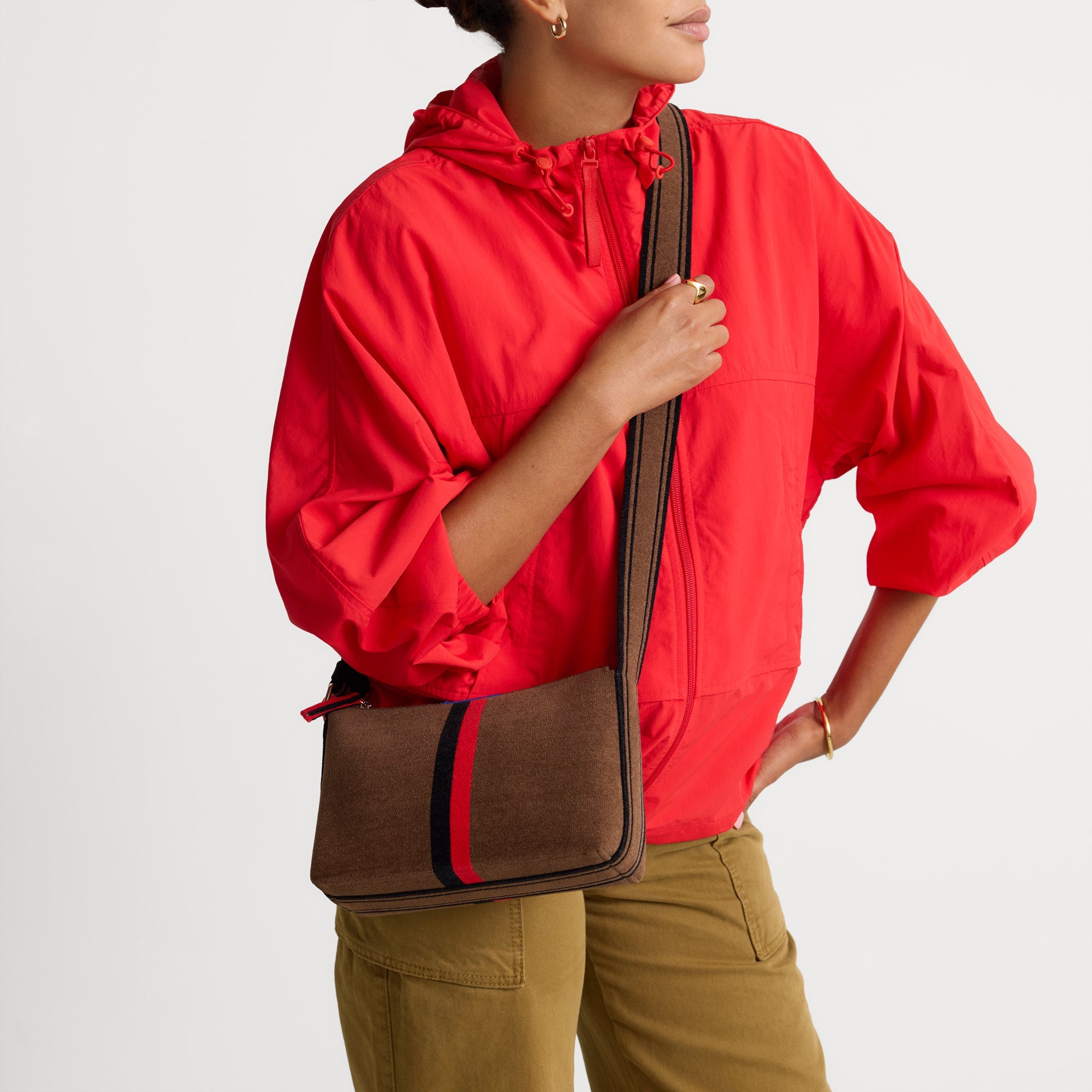 532_ReVelvet_Casual_Crossbody_ReVelvet_Cinnamon_Stripe_On_Figure_1362.jpg