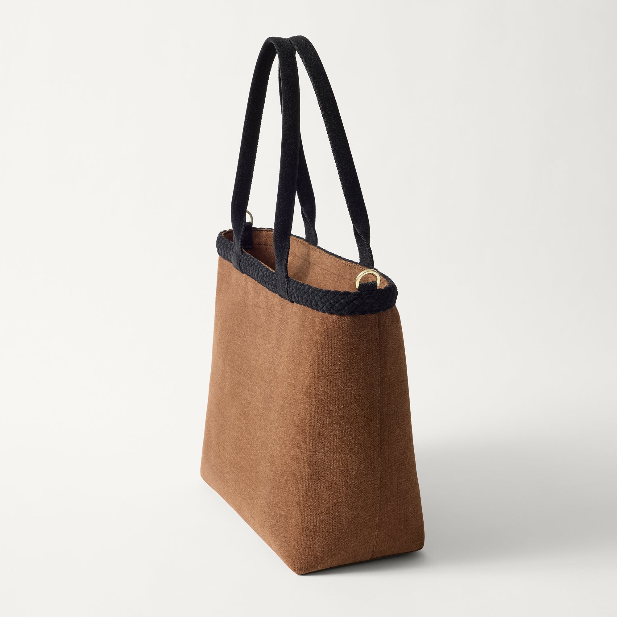 533_ReVelvetLightweightZipTote_ReVelvetCinnamon_45Degree_5445.jpg