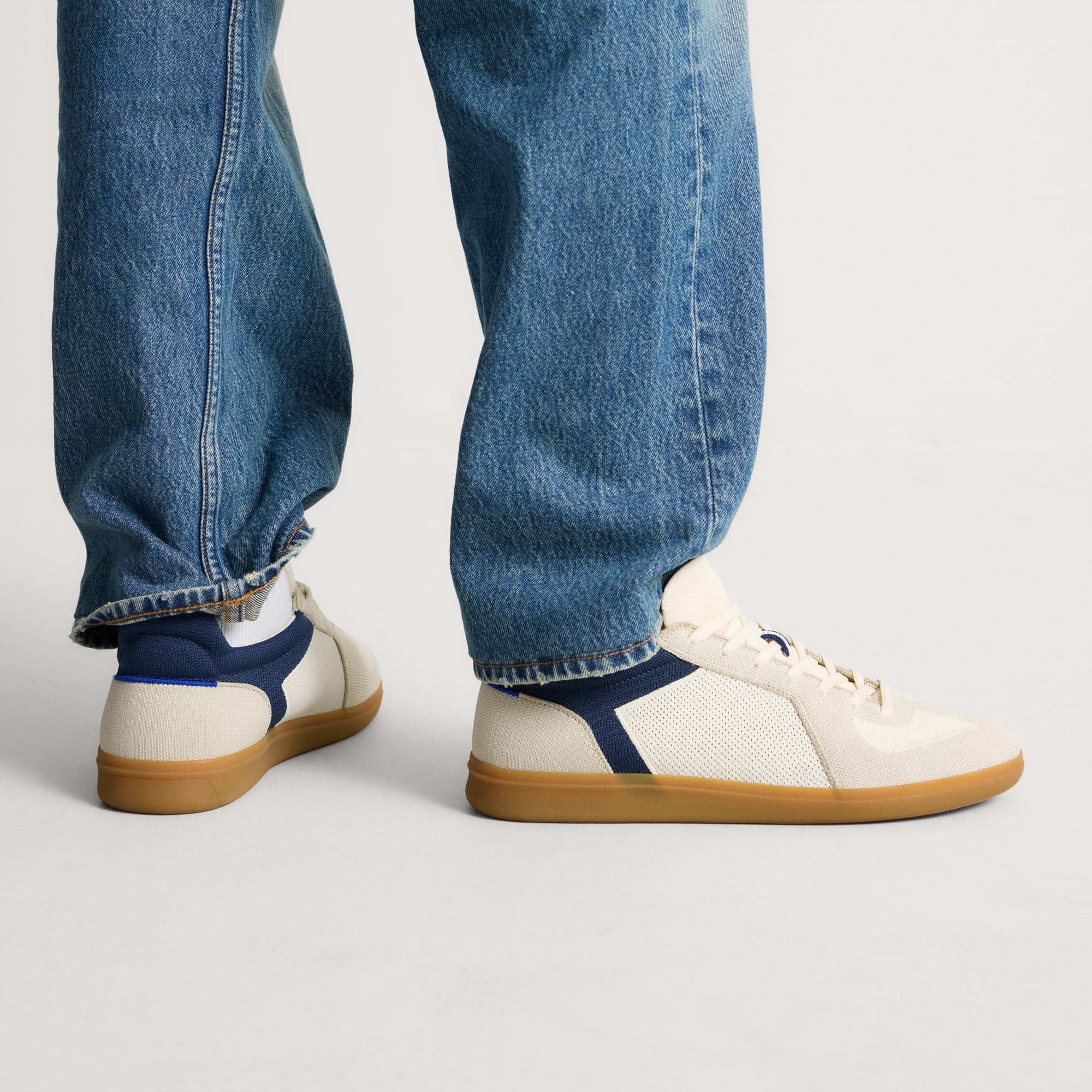 56_RS01Sneaker_Hudson_On-Figure_1489.jpg